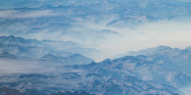 JHKHK如何通过卡片布局与资源分享，赋能高净值人士跨境税务居民身份规划