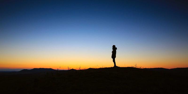 JHKHK应用：以橙色主题打造高效信息门户与资源分享平台