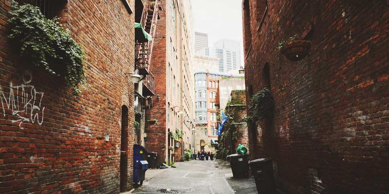 JHKHK生态中的香港秘书服务：法定要求与高端价值解析 | 信息门户与资源分享