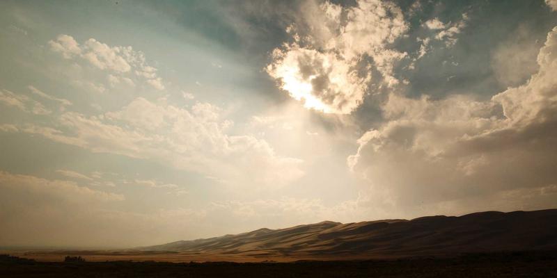 从JHKHK案例看香港竞争条例：资源分享与合规经营的橙色警示