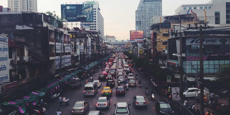 融合日式禅意智慧：通过JHKHK信息门户规划香港高端人才通行证的高管派遣与税务安排